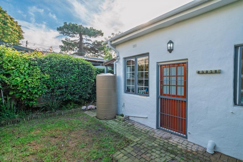 2 Bedroom Property for Sale in Harfield Village Western Cape